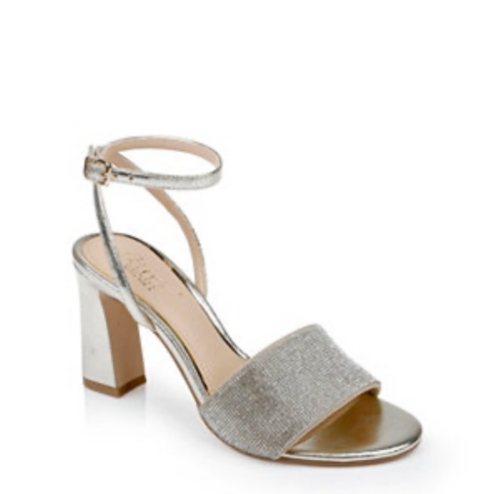 Jewel Badgley Mishcka Hattie Sandal
Size 7